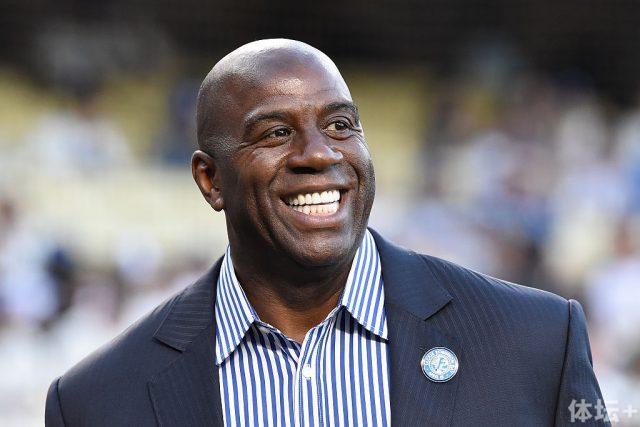 凯尔特人4-1独行侠夺队史第18冠 布朗荣获FMVP