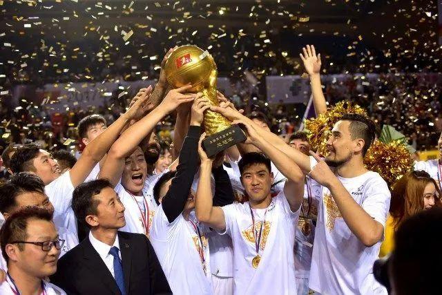 杰曼29分翟晓川18分12板 福建力克北京止3连败