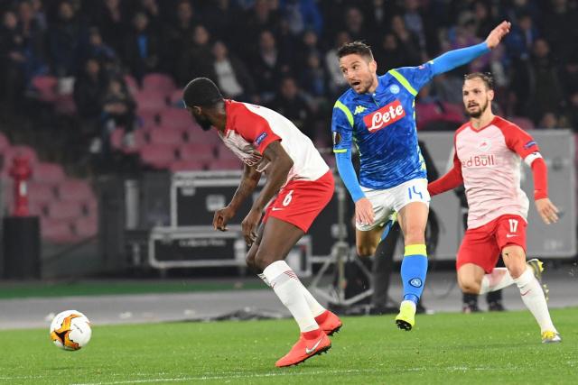 福克斯49分国王险胜爵士 独行侠胜马刺止4连败